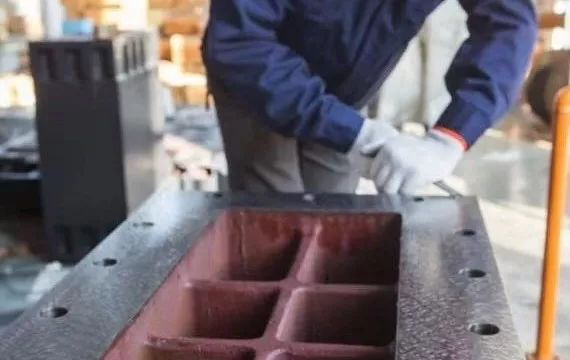 為什么精密機(jī)床都要手工鏟花？